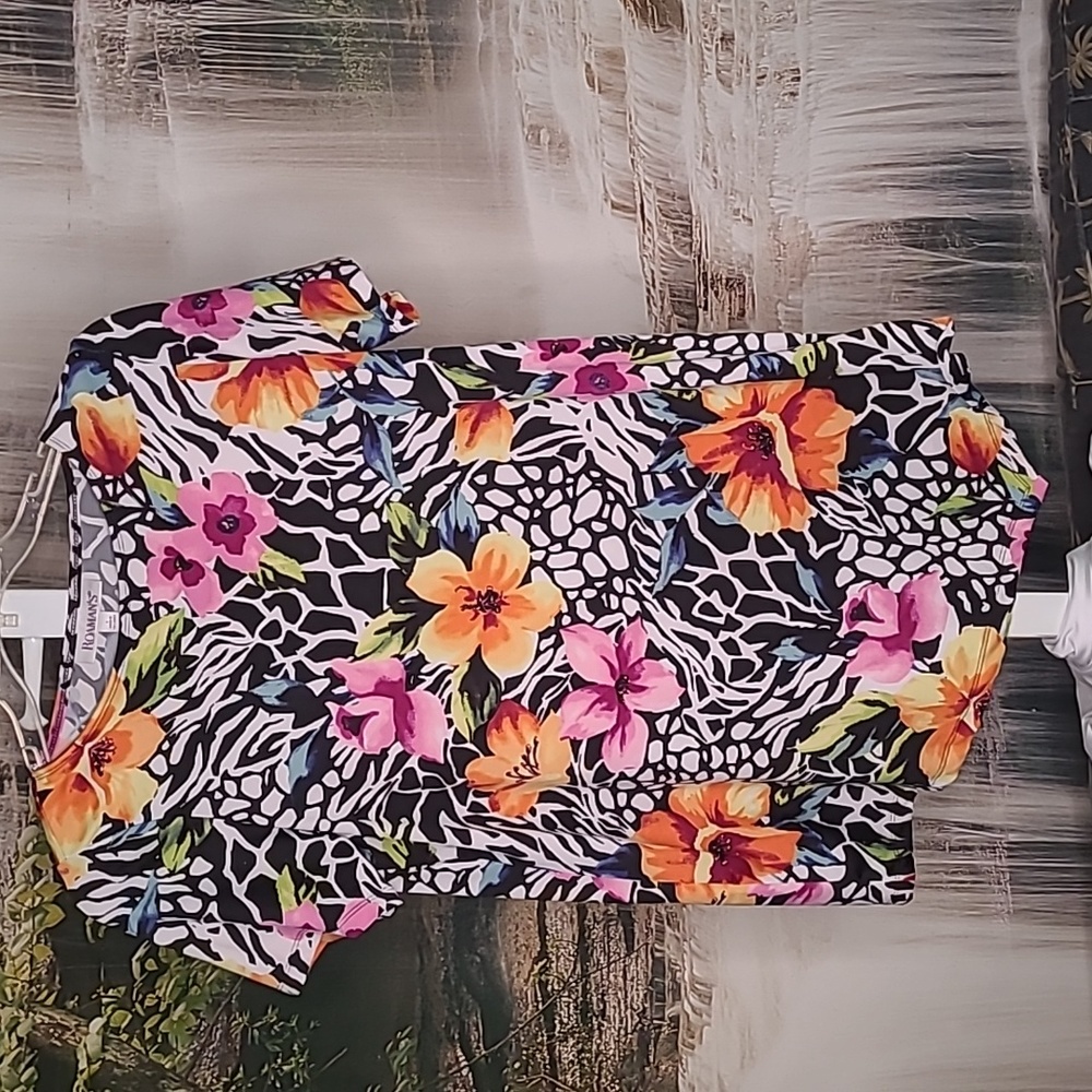 Roamans Womens Small bold vibrant tropical dressy short sleeve blouse top